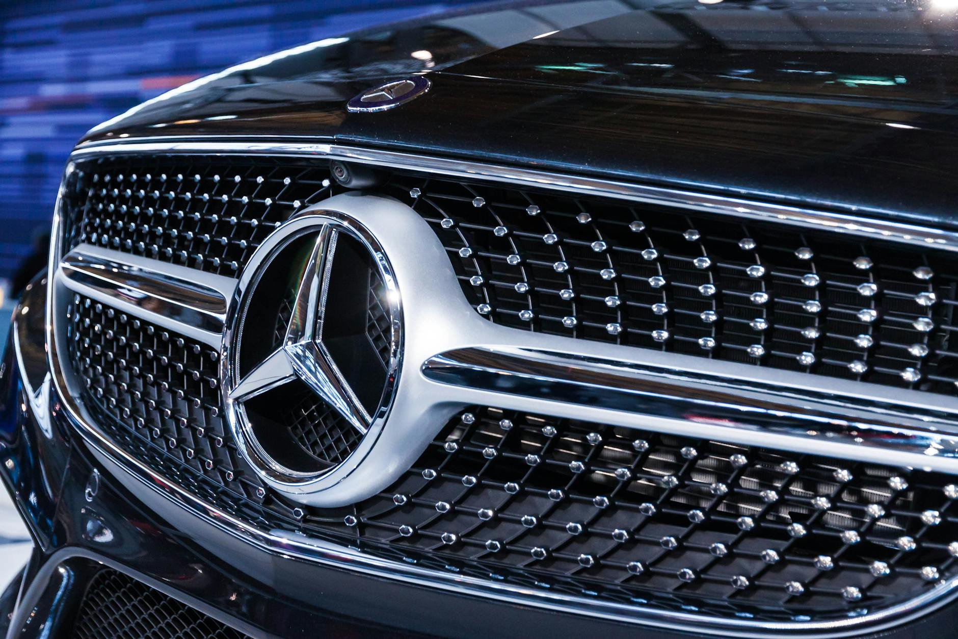 메르세데스-벤츠 자동차 (Mercedes-Benz Cars)